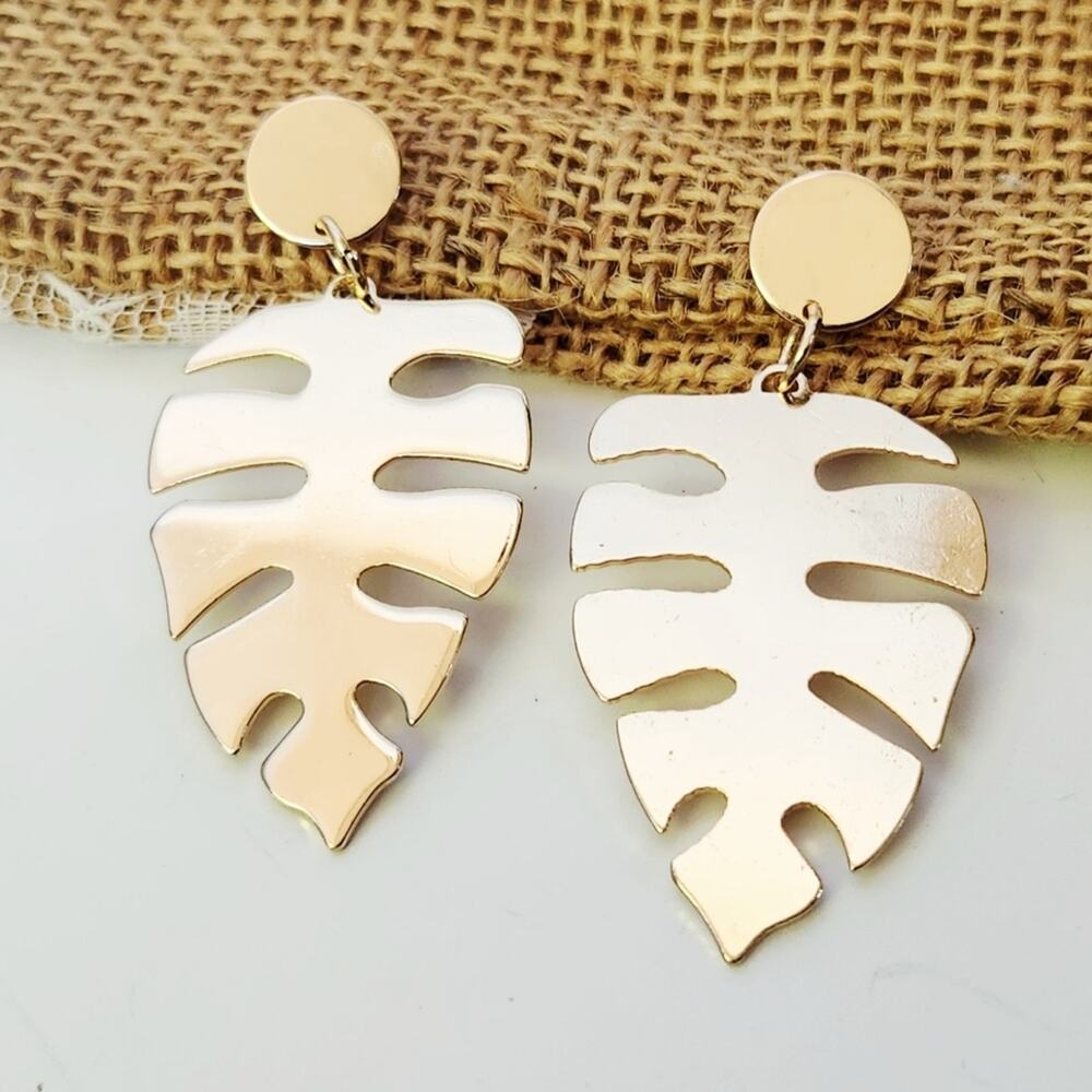 Gold Leaf Drop Earrings